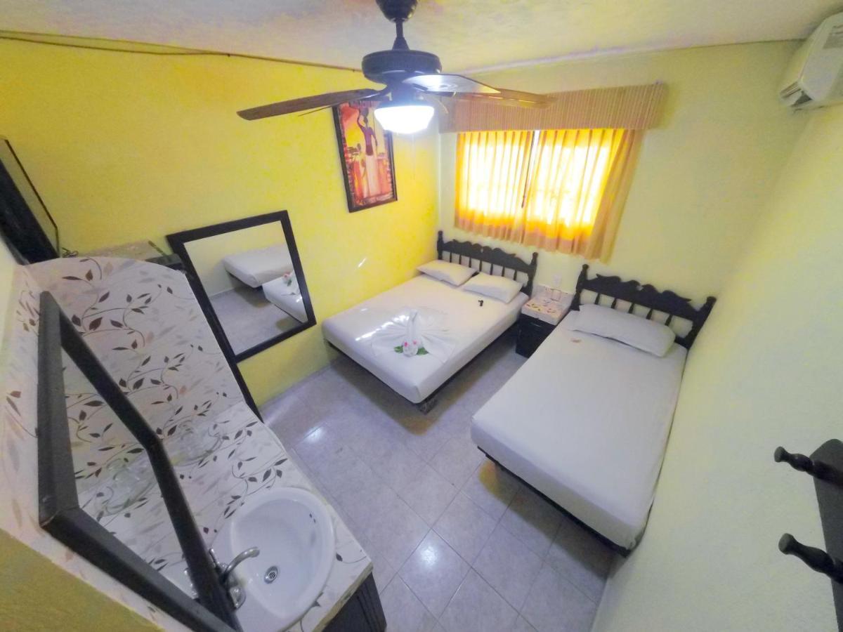 Hotel Melina Playa del Carmen Bagian luar foto